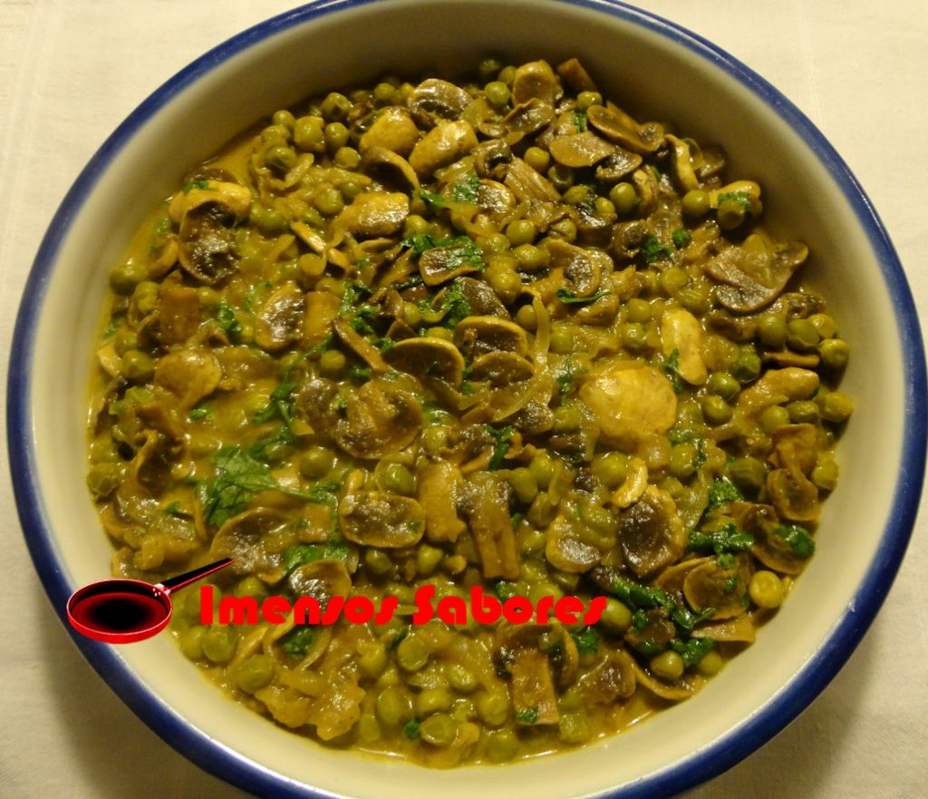 Ervilhas com cogumelos a moda indiana