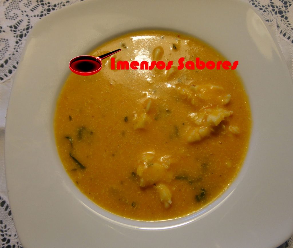 Sopa de peixe enriquecida com quinoa