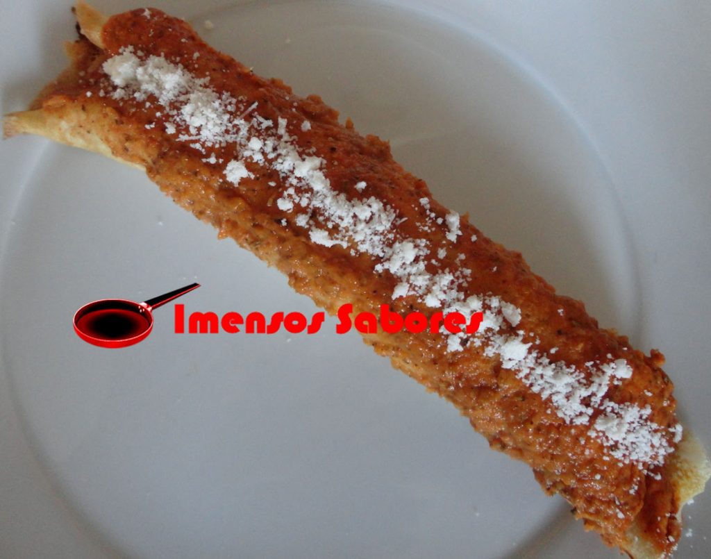 Panqueca de cogumelos e espinafres