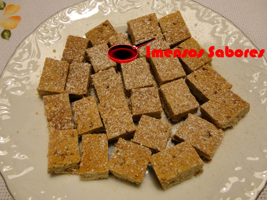 Barrinhas de castanhas e mel crocantes