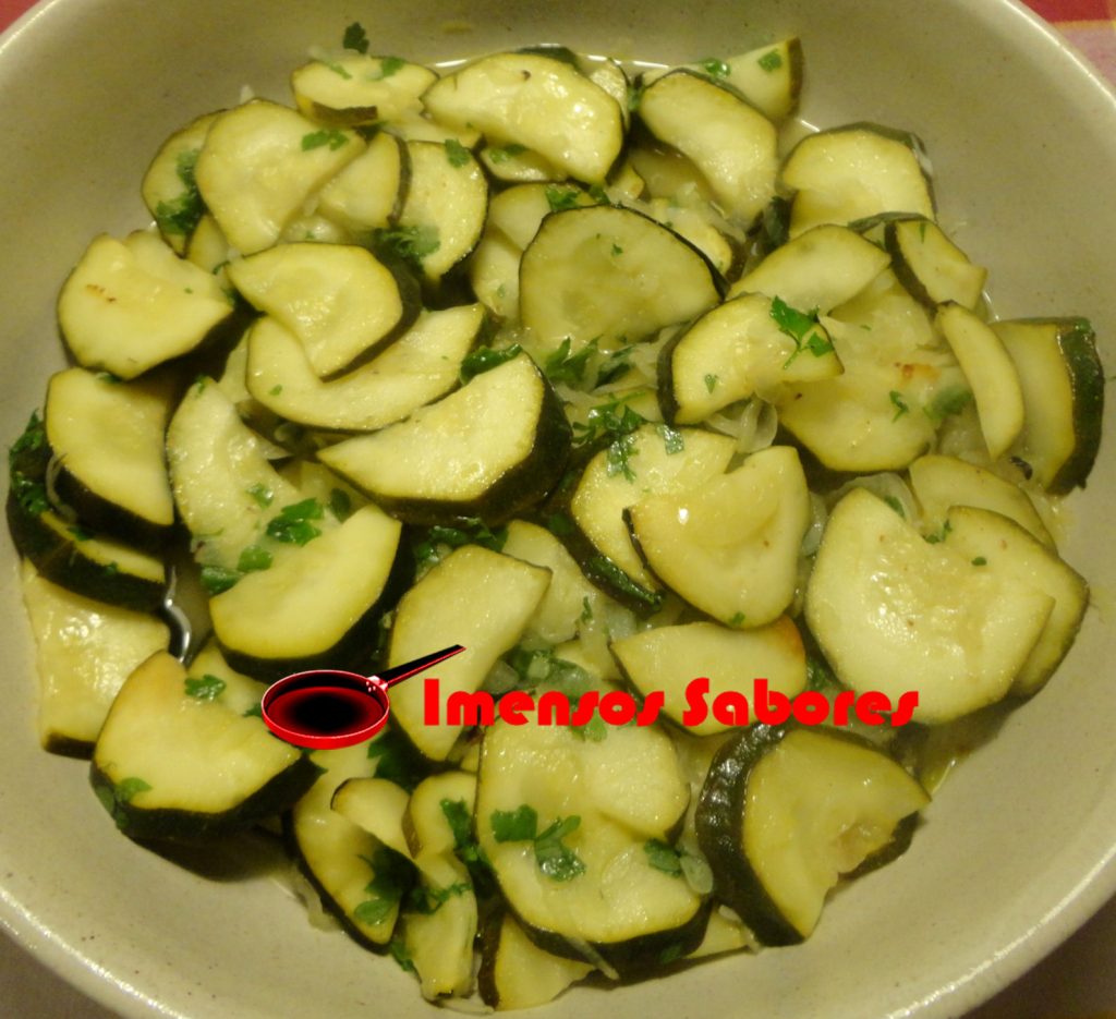 Abobrinha assada com limão