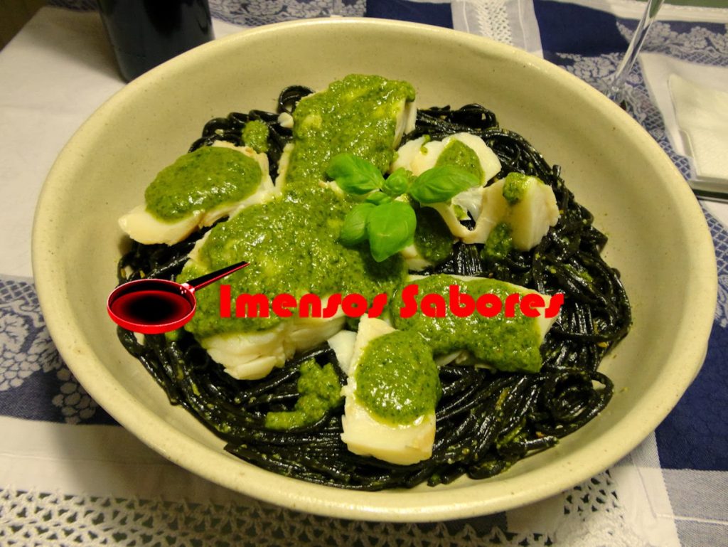Bacalhau com molho pesto