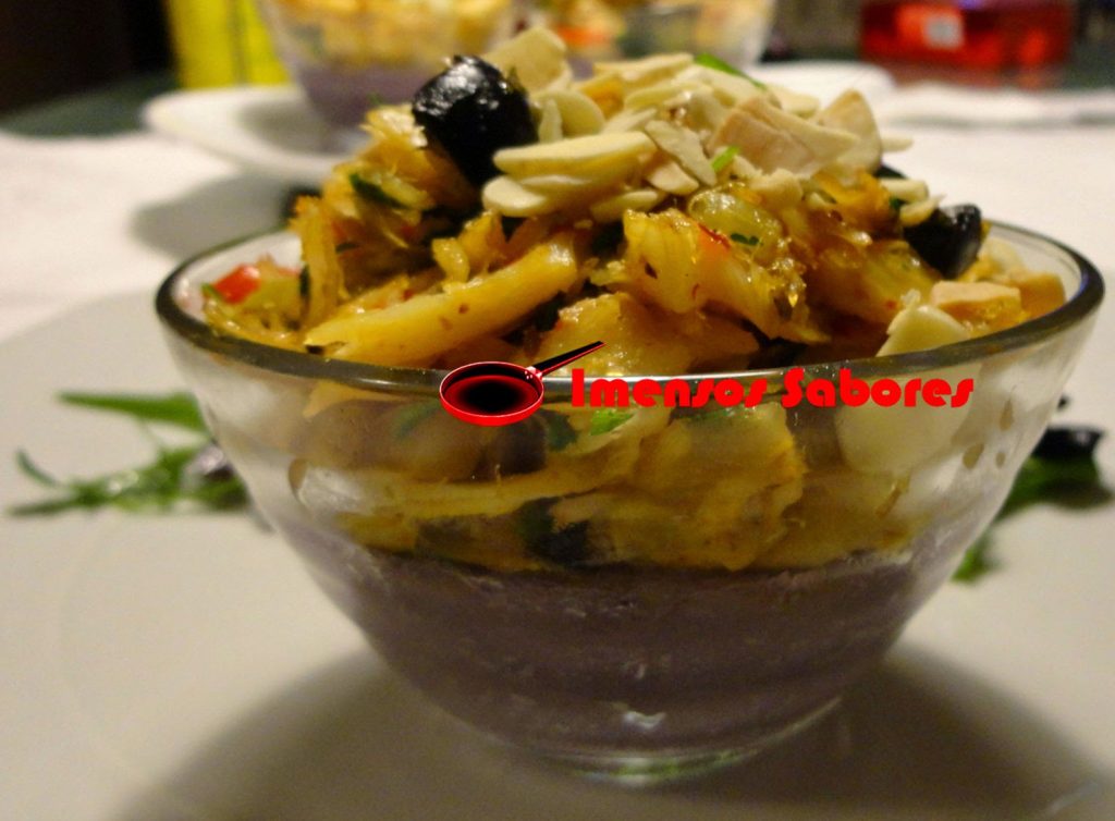 Bacalhau em cama de batata vitelotte