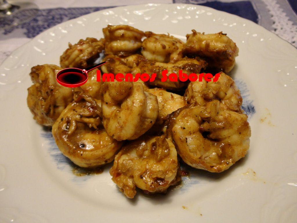 Camarão com molho de tamarindo