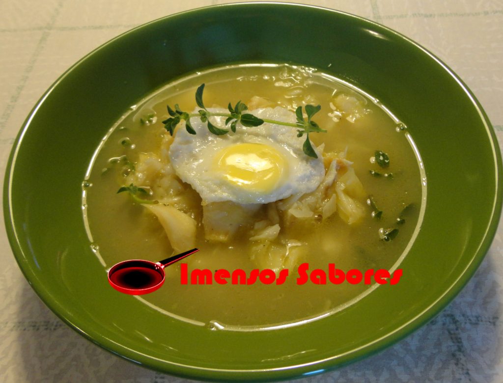 Sopa de bacalhau aromatizada com poejo