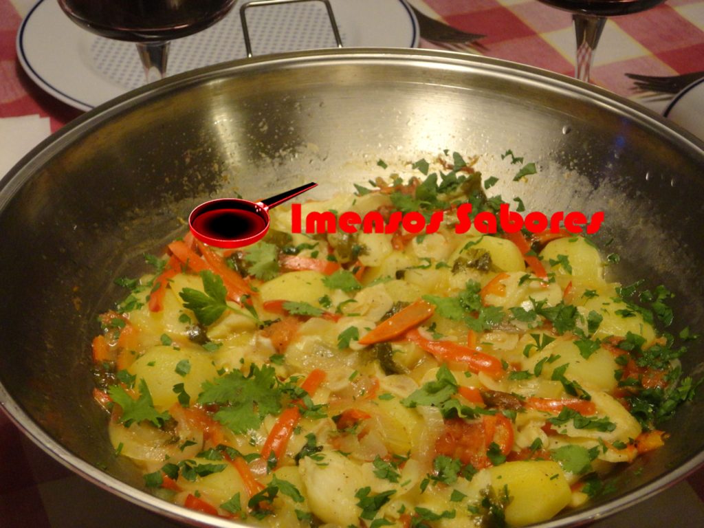 Bacalhau com leite de coco na cataplana