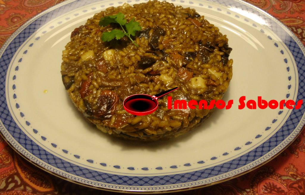 Risoto de funghi porcini com presunto e tomate confit