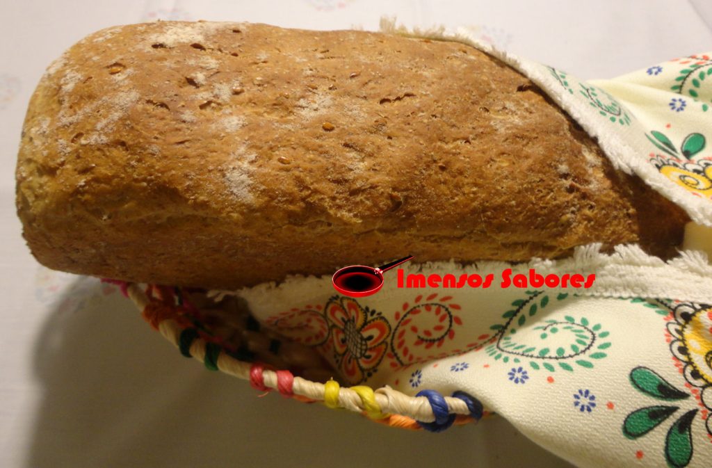 Pão integral com natas