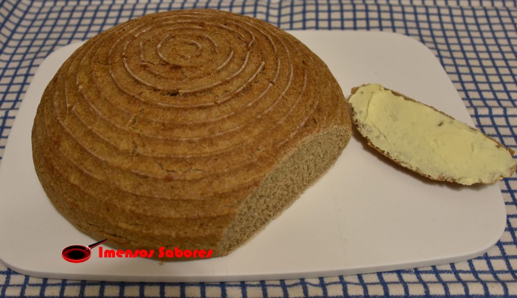 Pão de trigo e centeio