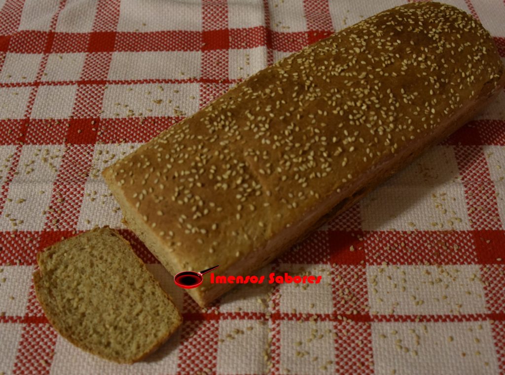Pão integral com soro de queijo