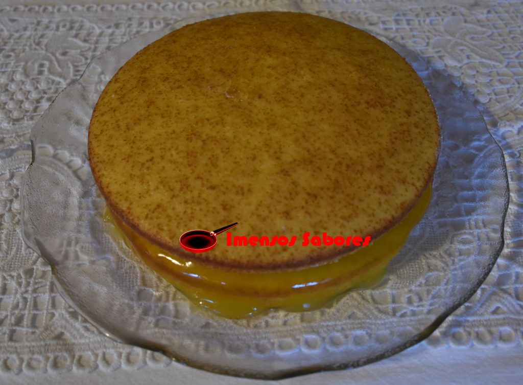 Bolo de laranja cremoso