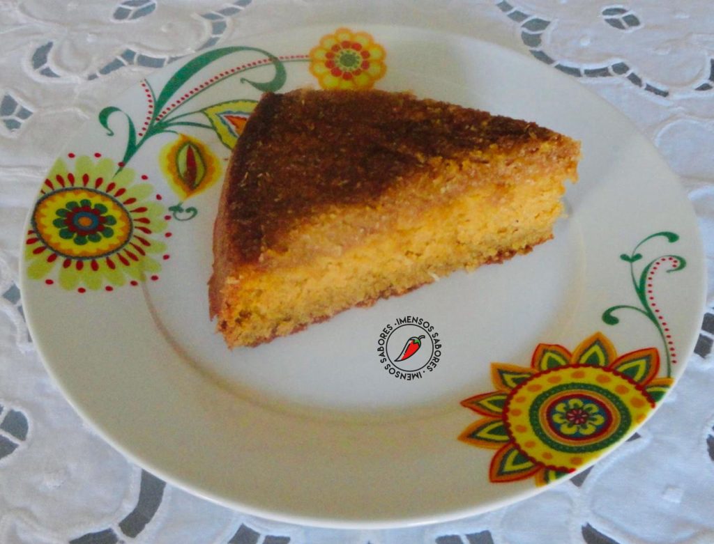 Bolo de coco com açúcar de coco