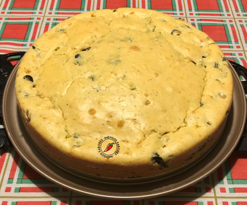 Bolo salgado de iogurte com couve pak choi e anchovas