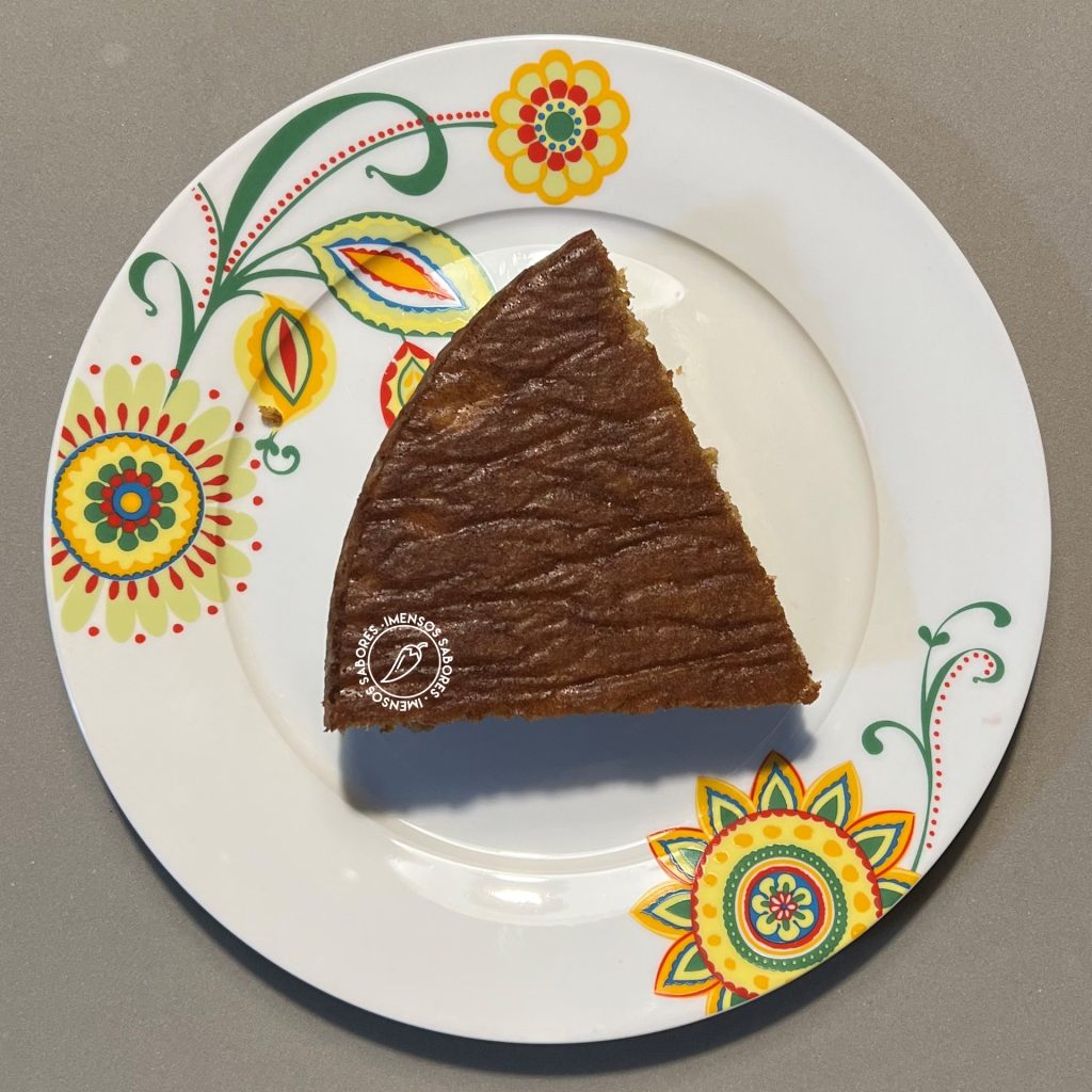 Bolo de aveia e coco com leite em pó