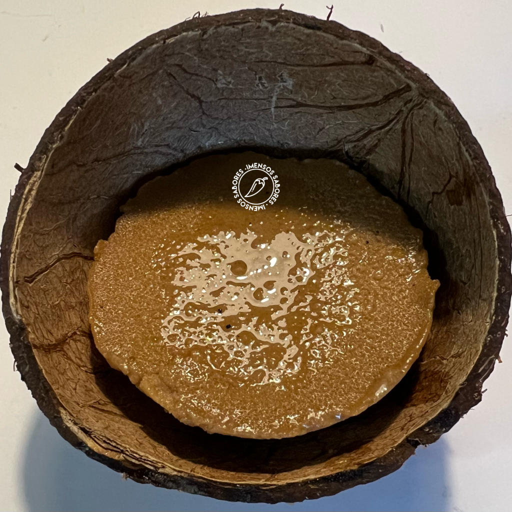 Flãs de queijo com leite condensado caseiro