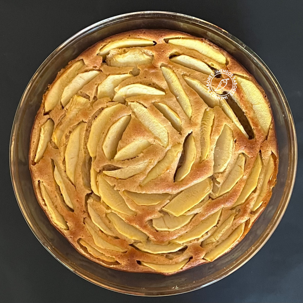 Clafoutis de maçã e mel