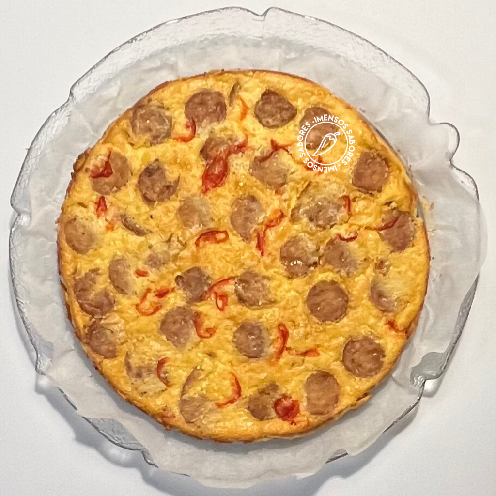 Bolo de milho com linguiça